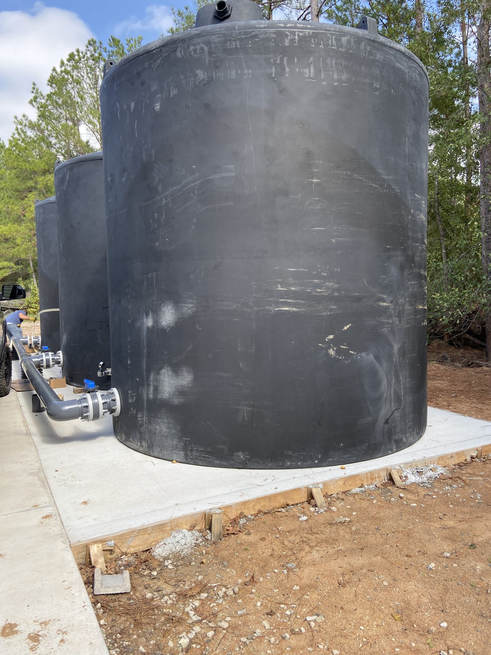 Tank array setup