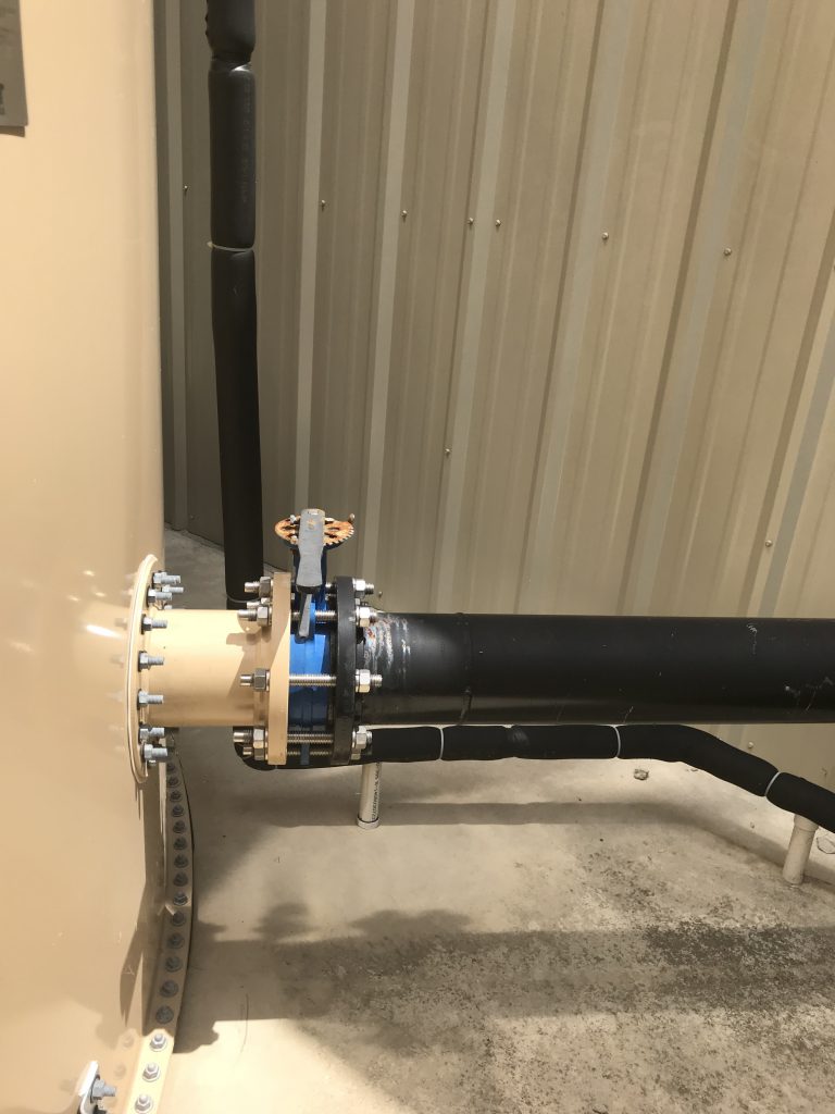 Open top flat bottom tank